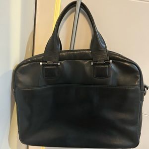 UGG laptop bag with strap